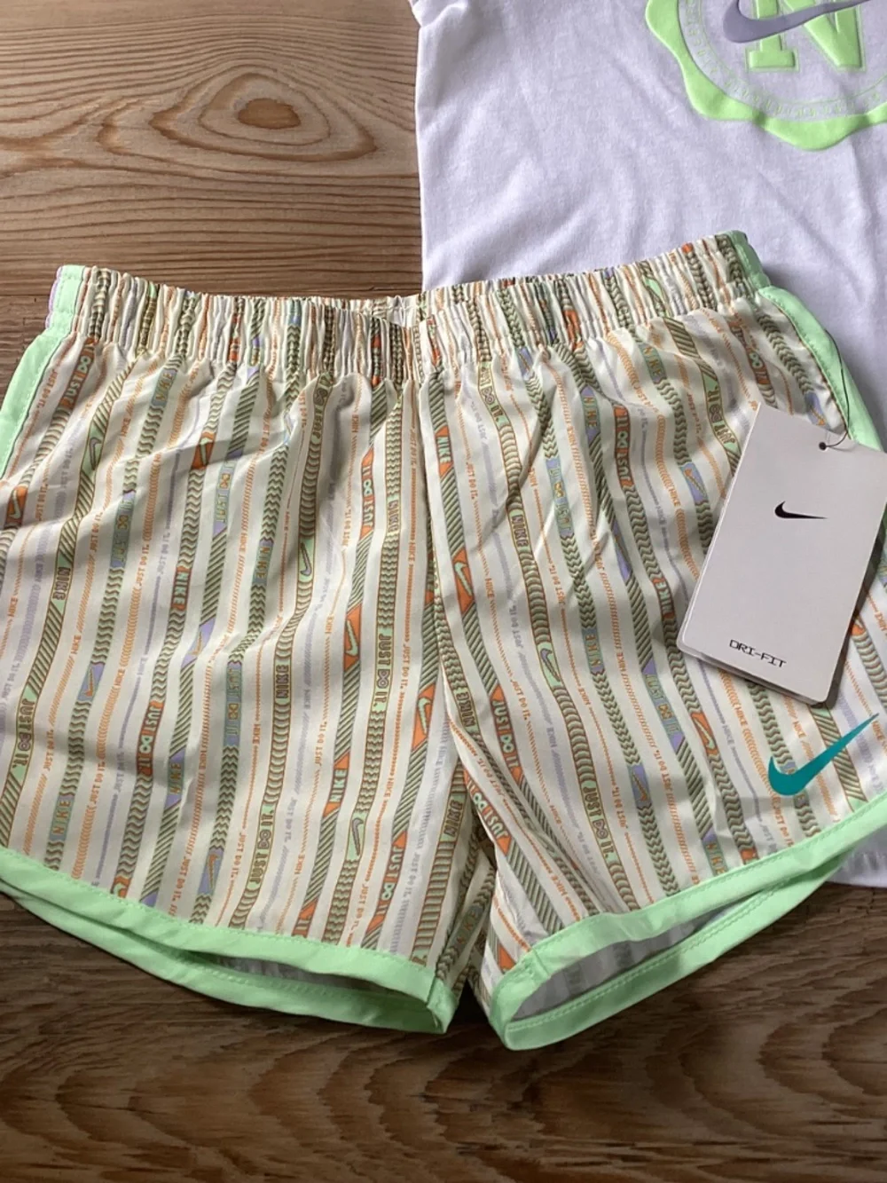 Girls Nike Shorts Outfit Size 6(NWT)~PRICE IS FIRM~